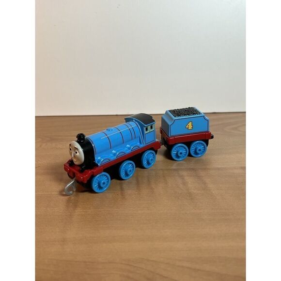 Thomas The Train Friends Push Along Gordon Engine & Tender 2018 Gullane - Picture 5 of 9